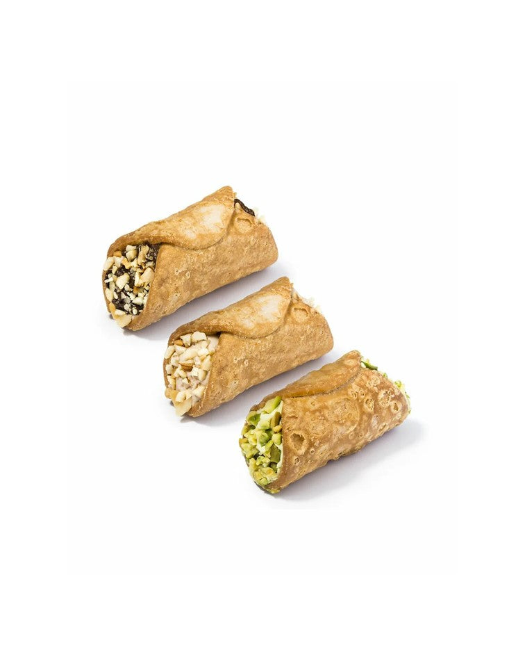 Sicilian Cannoli "Medium" with Hazelnut Cream & Chopped Hazelnuts 34g - 9cm Approx